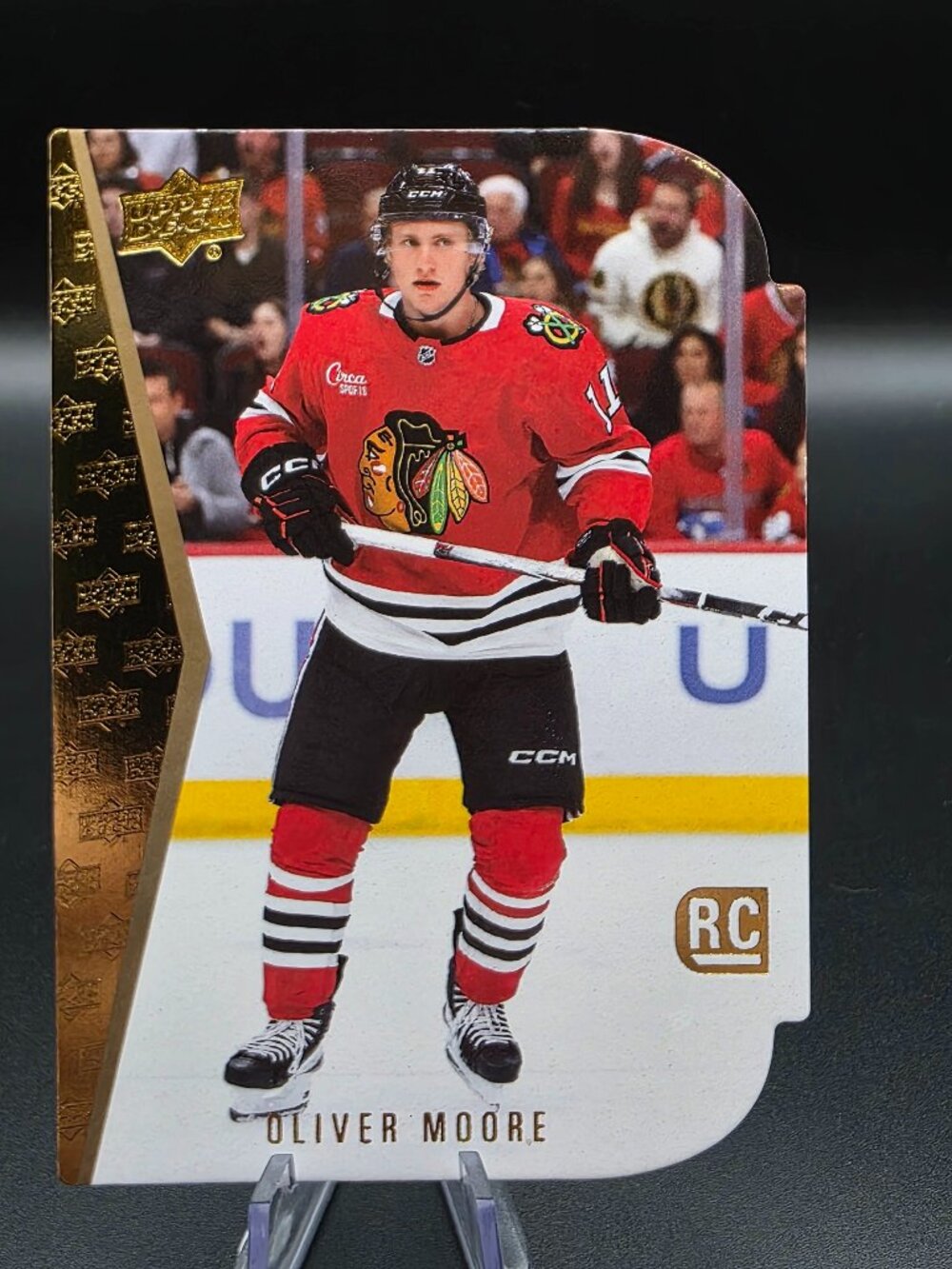 2025-26 Upper Deck Series 1 - 1994-95 Die Cut Rookie Oliver Moore #RTD-3 (RC)